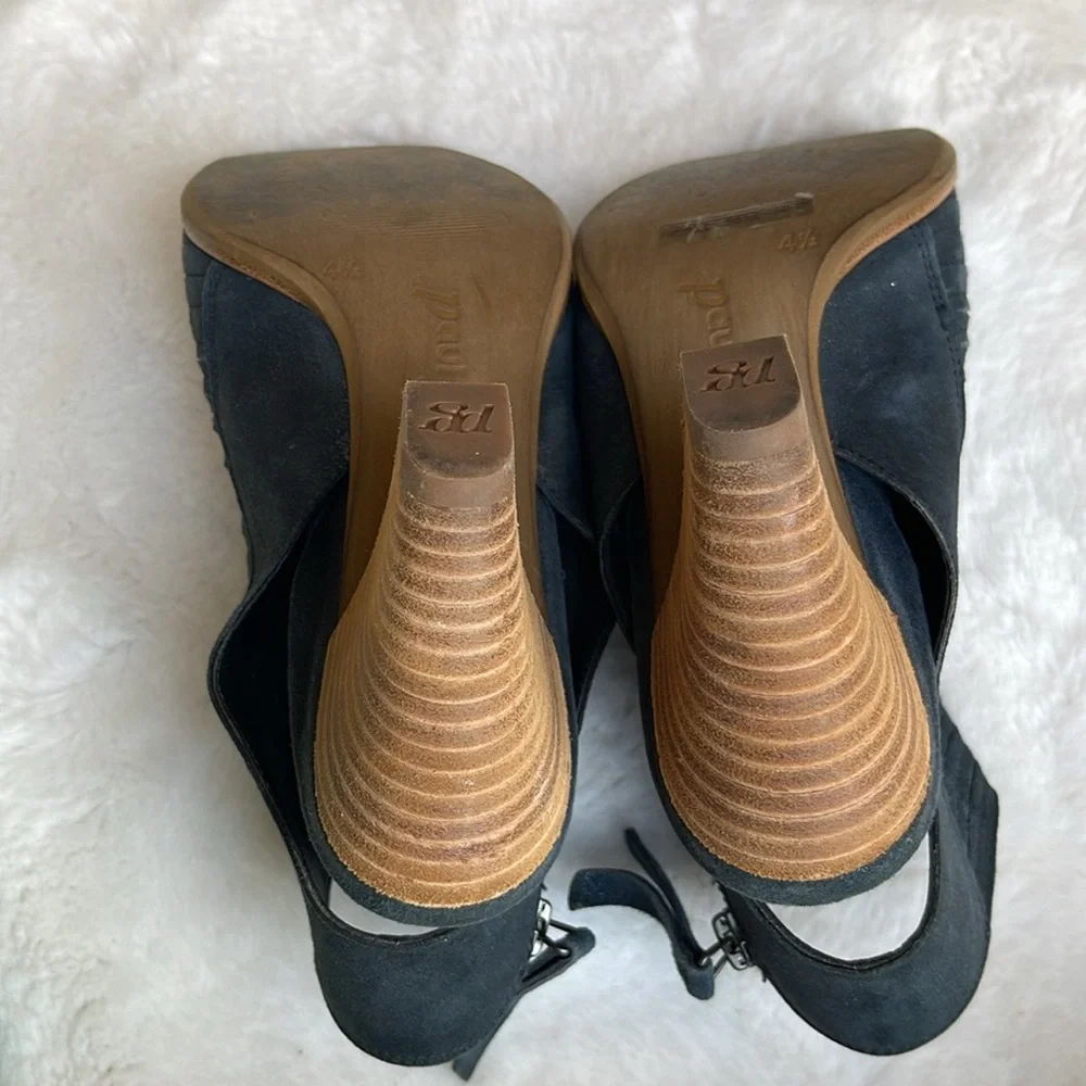 Paul Green Cayanne leather peep toe bootie